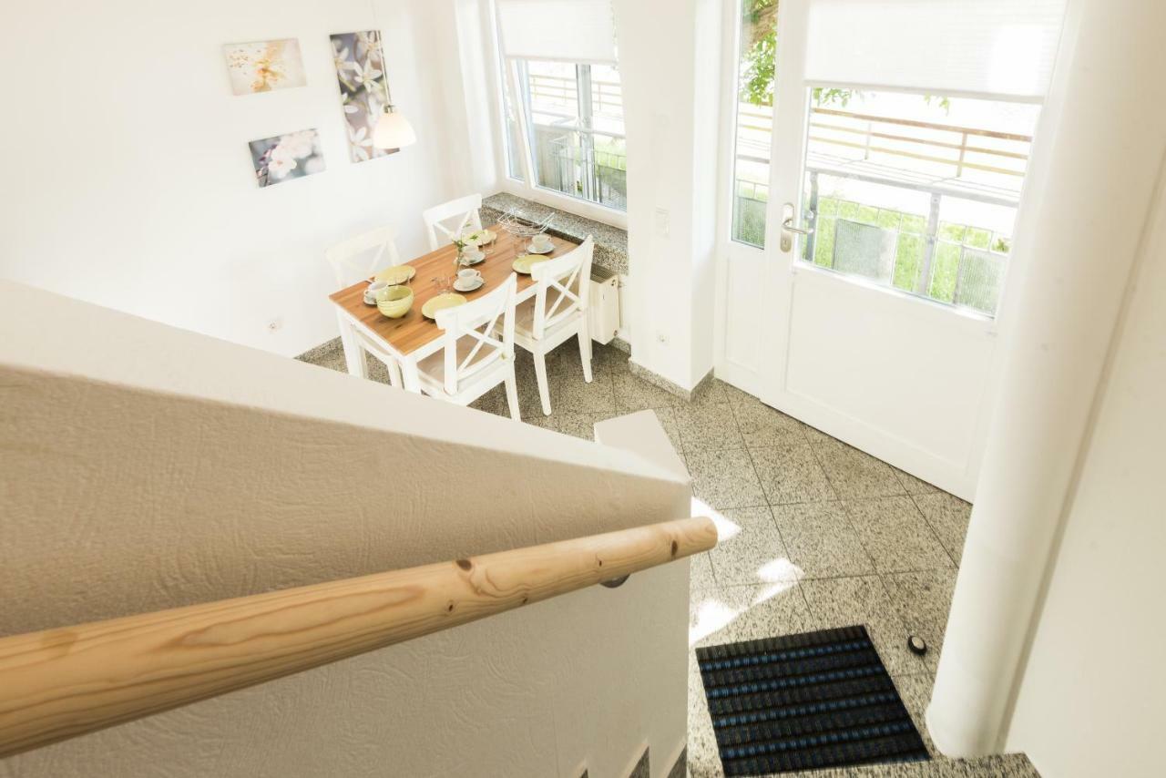 Weserwohnung - Bootshaus Urlaub Am Wasser Hamelin Exterior foto